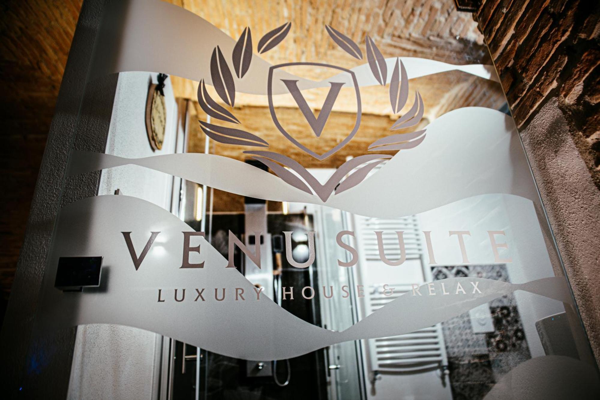 Venusuite Venosa - Luxury House, Spa & Relax - Exterior photo